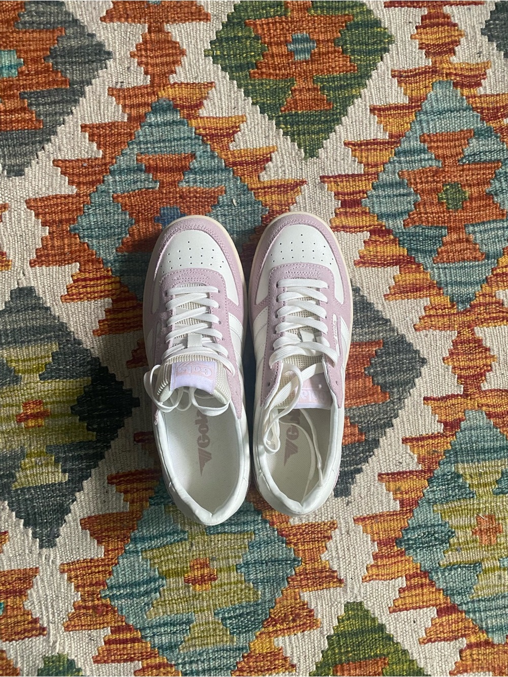 Gola Brand Low-Top Sneakers in White and Light Pink - Never Worn